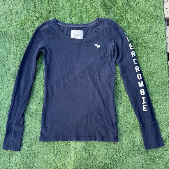 Abercrombie & Fitch Tops - Abercrombie & Fitch Dark Blue Long Sleeve Tee, Size Medium